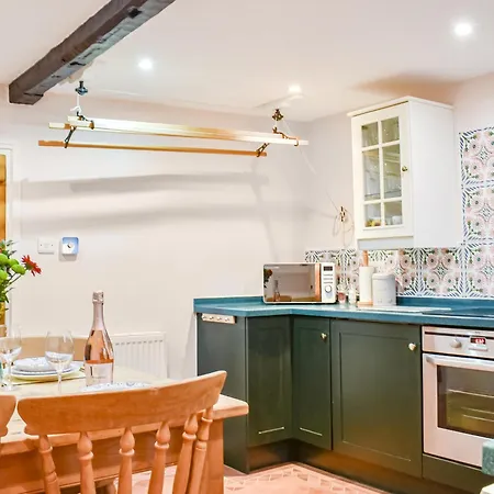 Woodbine Whittington (Lancashire)